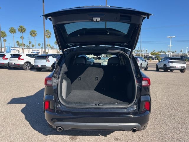 Used 2023 Ford Escape ST-Line image 28