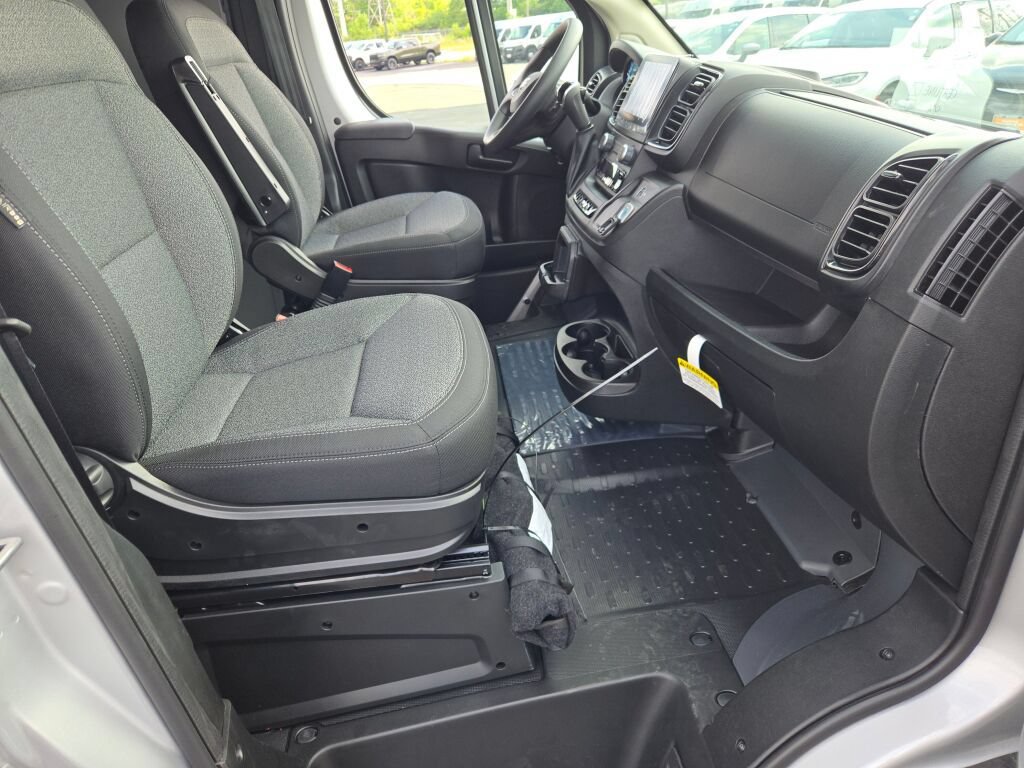 New 2026 RAM ProMaster 3500 FWD image 8