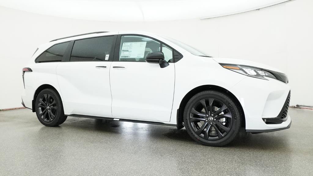 New 2026 Toyota Sienna XSE FWD image 31
