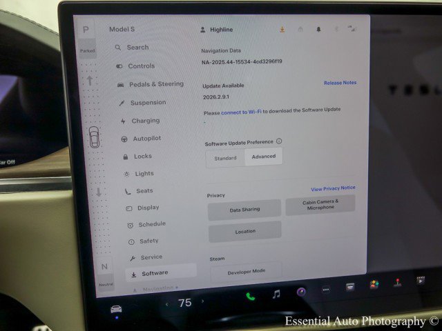 Used 2023 Tesla Model S image 33