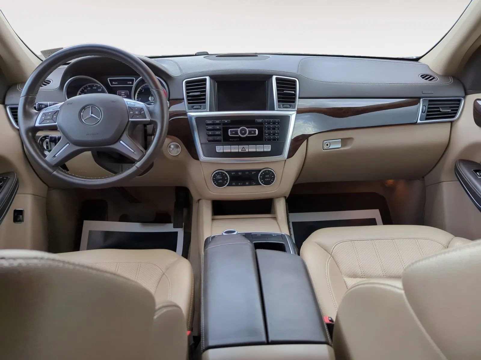 Used 2014 Mercedes-Benz GL 350 BlueTEC 4MATIC image 5