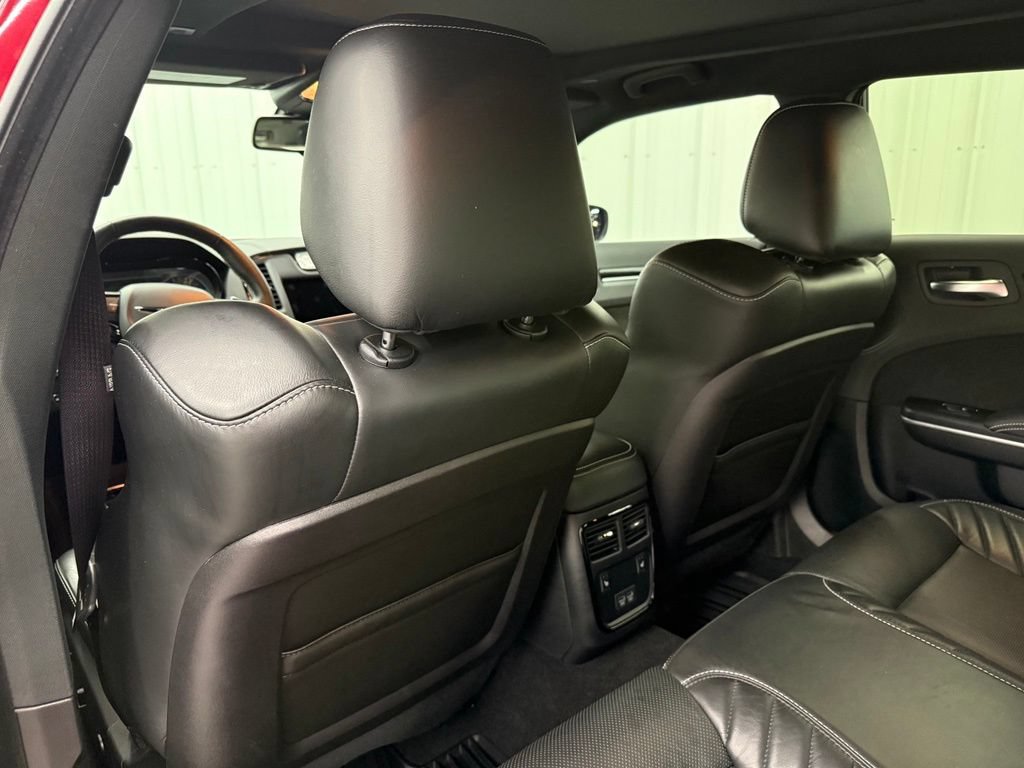 Used 2023 Chrysler 300 C RWD image 13