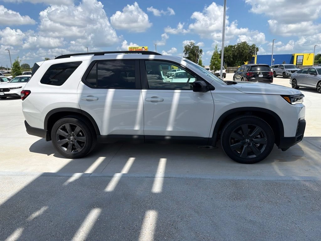 Used 2026 Honda Pilot Sport image 5