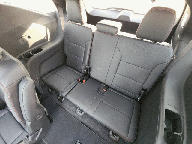 Used 2025 Chevrolet Traverse Z71 image 23