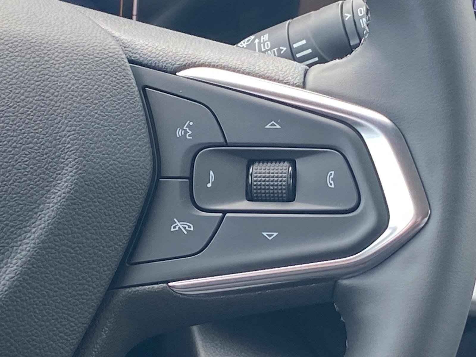 New 2026 Chevrolet Trax LT w/ Driver Confidence Package FWD image 8