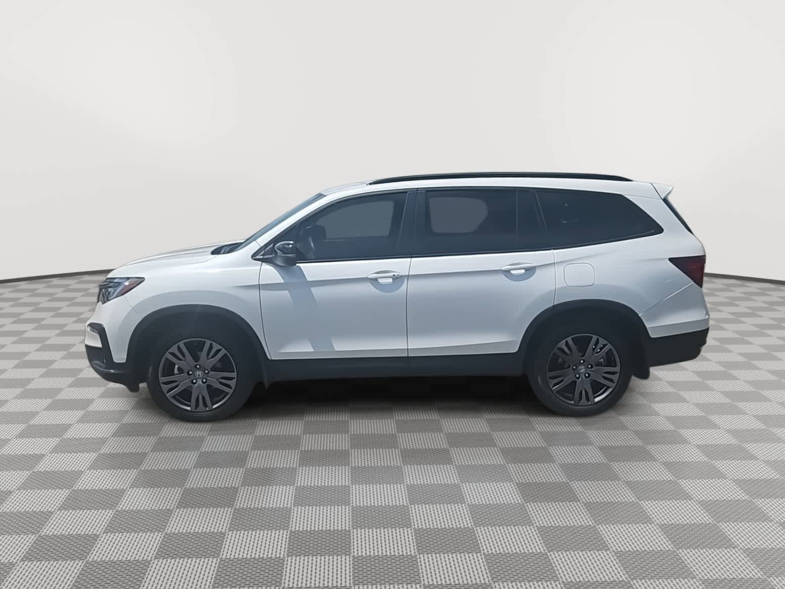 Certified 2022 Honda Pilot Sport image 5