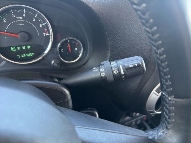 Used 2016 Jeep Wrangler Unlimited Sahara w/ Dual Top Group AWD/4WD image 34