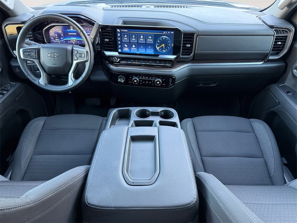 Used 2024 Chevrolet Silverado 1500 RST image 16