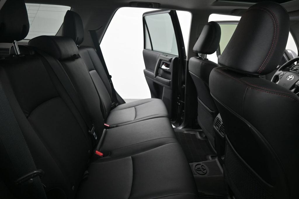 Used 2023 Toyota 4Runner TRD Off-Road Premium w/ Off Road Premium Plus Package AWD/4WD image 16