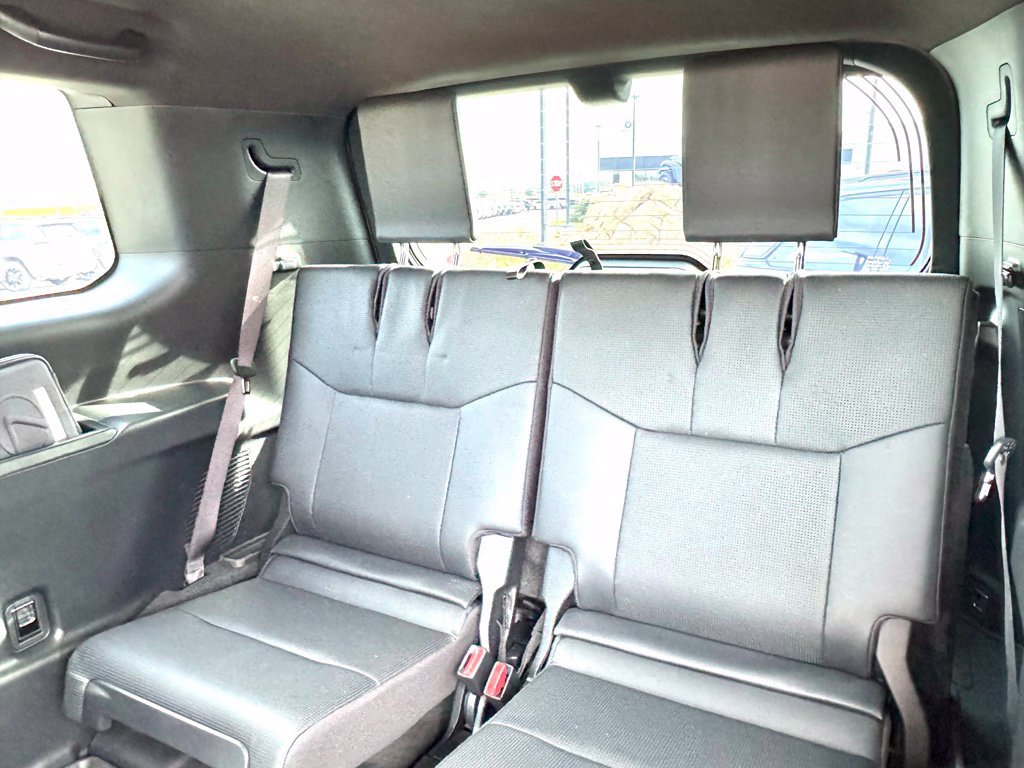 Used 2025 Lexus GX 550 w/ Accessory Package (2T) AWD/4WD image 16