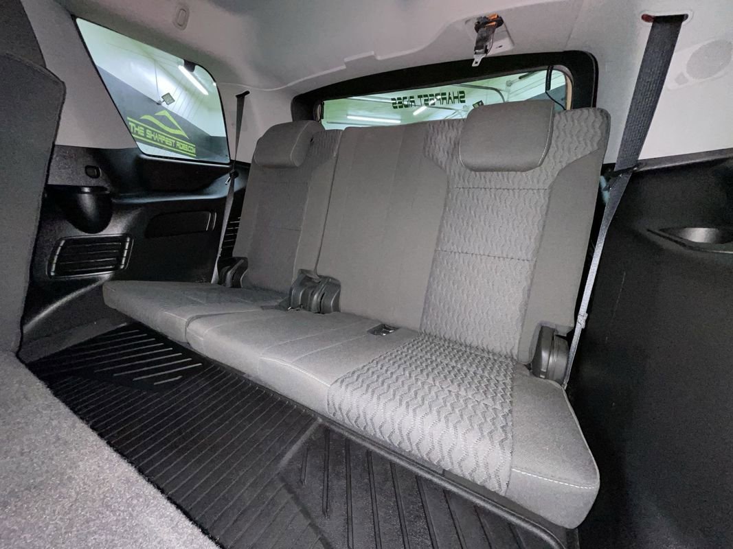 Used 2019 GMC Yukon SLE w/ SLE Value Package image 27