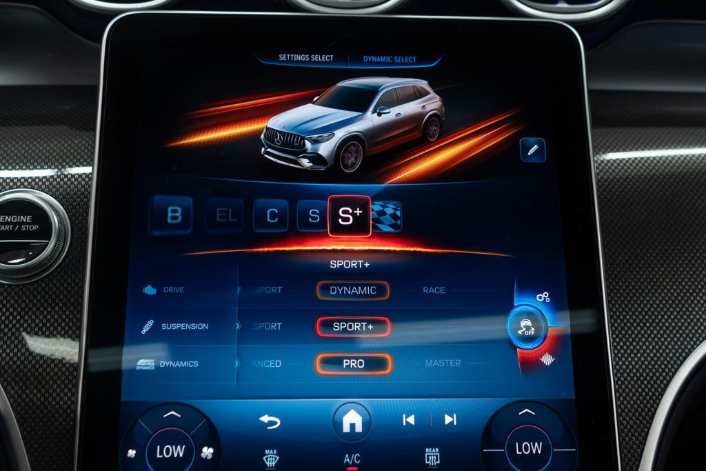 Used 2025 Mercedes-Benz GLC 63 AMG S image 30