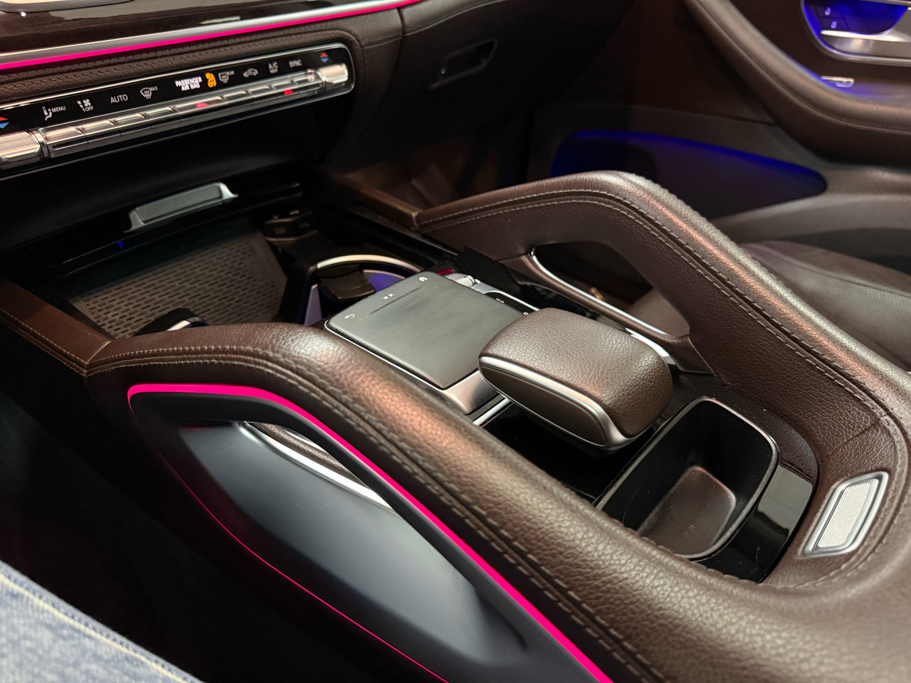 Used 2020 Mercedes-Benz GLE 350 4MATIC image 23