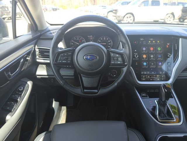 Used 2025 Subaru Outback Onyx Edition image 16