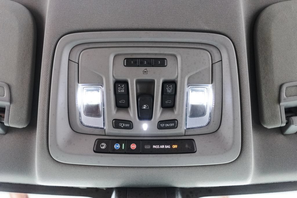 Used 2020 Chevrolet Silverado 1500 LTZ w/ LTZ Premium Package AWD/4WD image 19