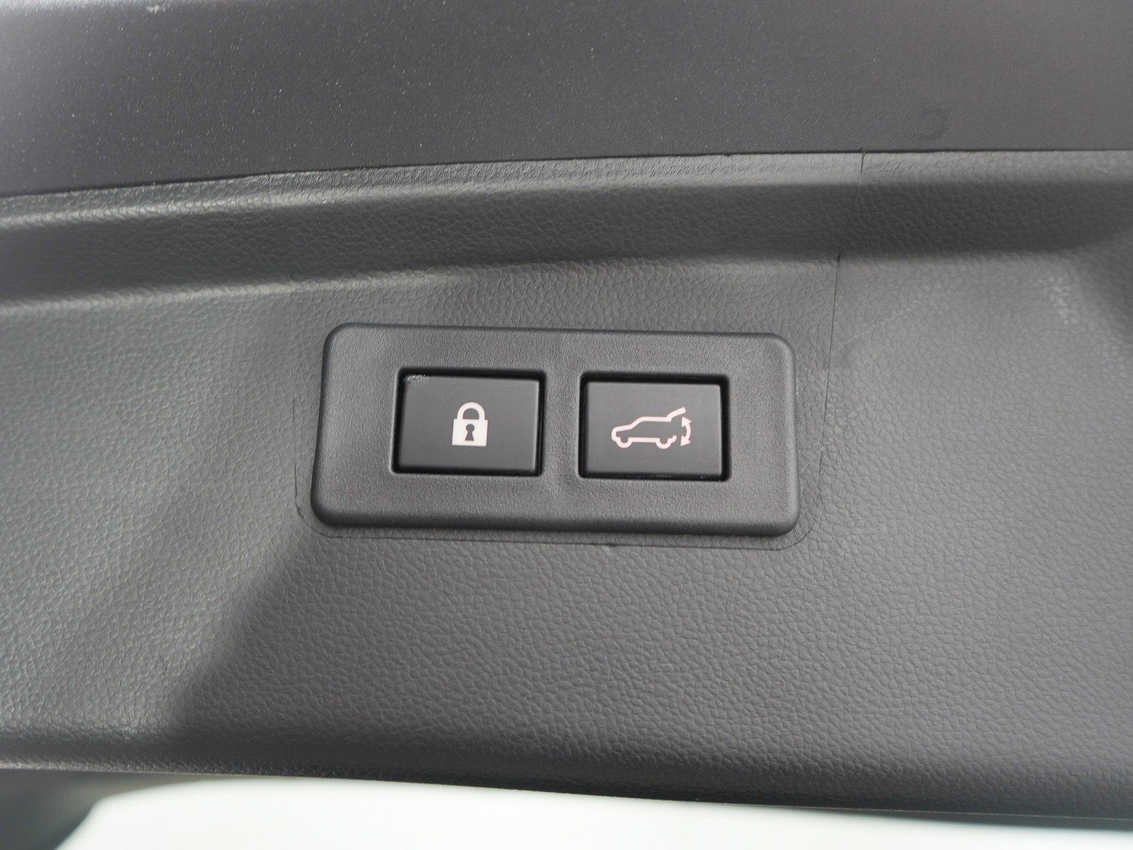 Used 2025 Subaru Outback Onyx Edition image 11