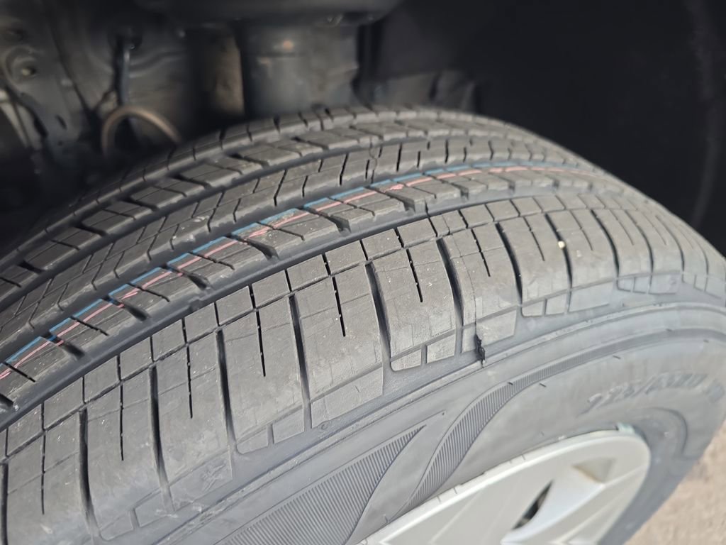 Used 2023 Toyota RAV4 LE image 27