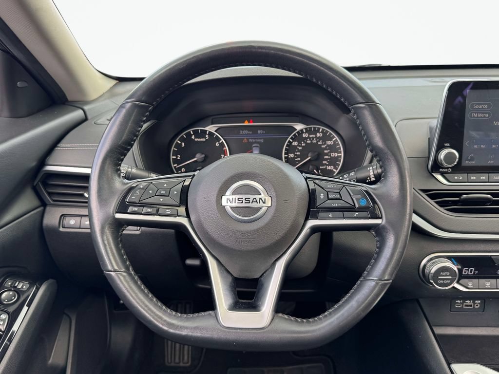 Used 2020 Nissan Altima 2.5 SV FWD image 16