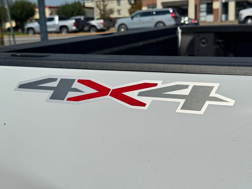 Used 2024 Chevrolet Silverado 3500 LT image 13