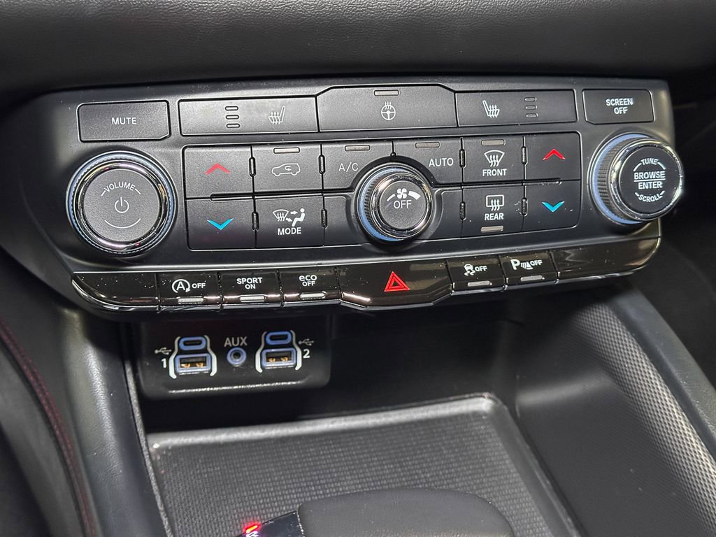 Certified 2025 Dodge Durango GT image 39