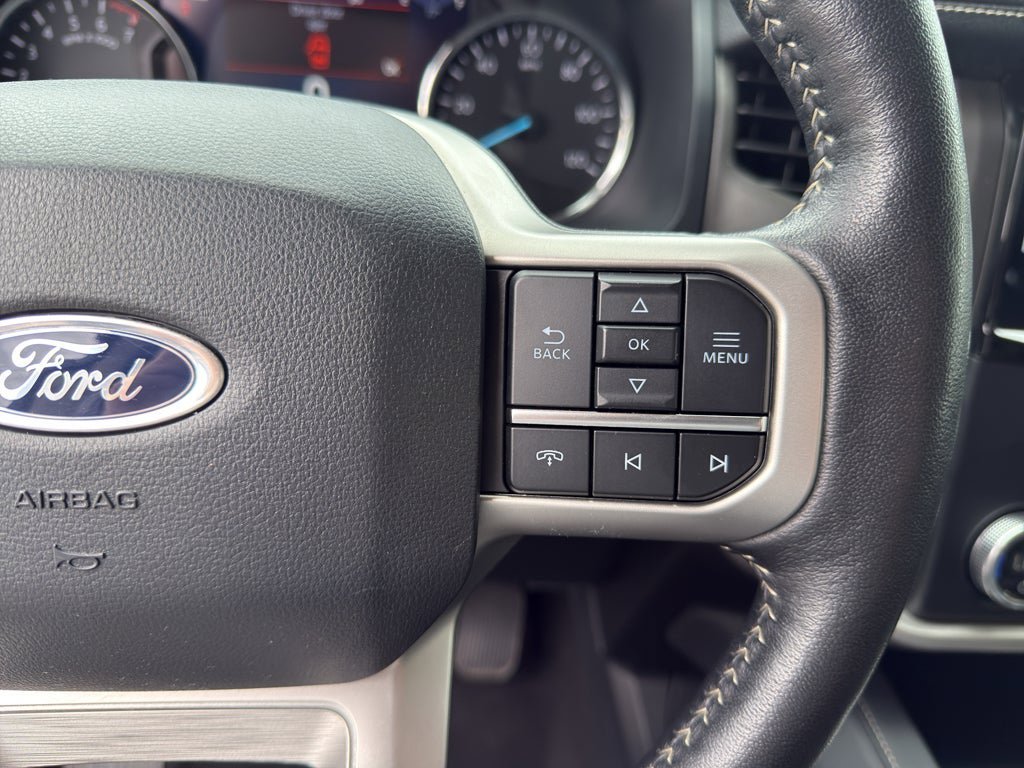 Used 2024 Ford Expedition XLT AWD/4WD image 22