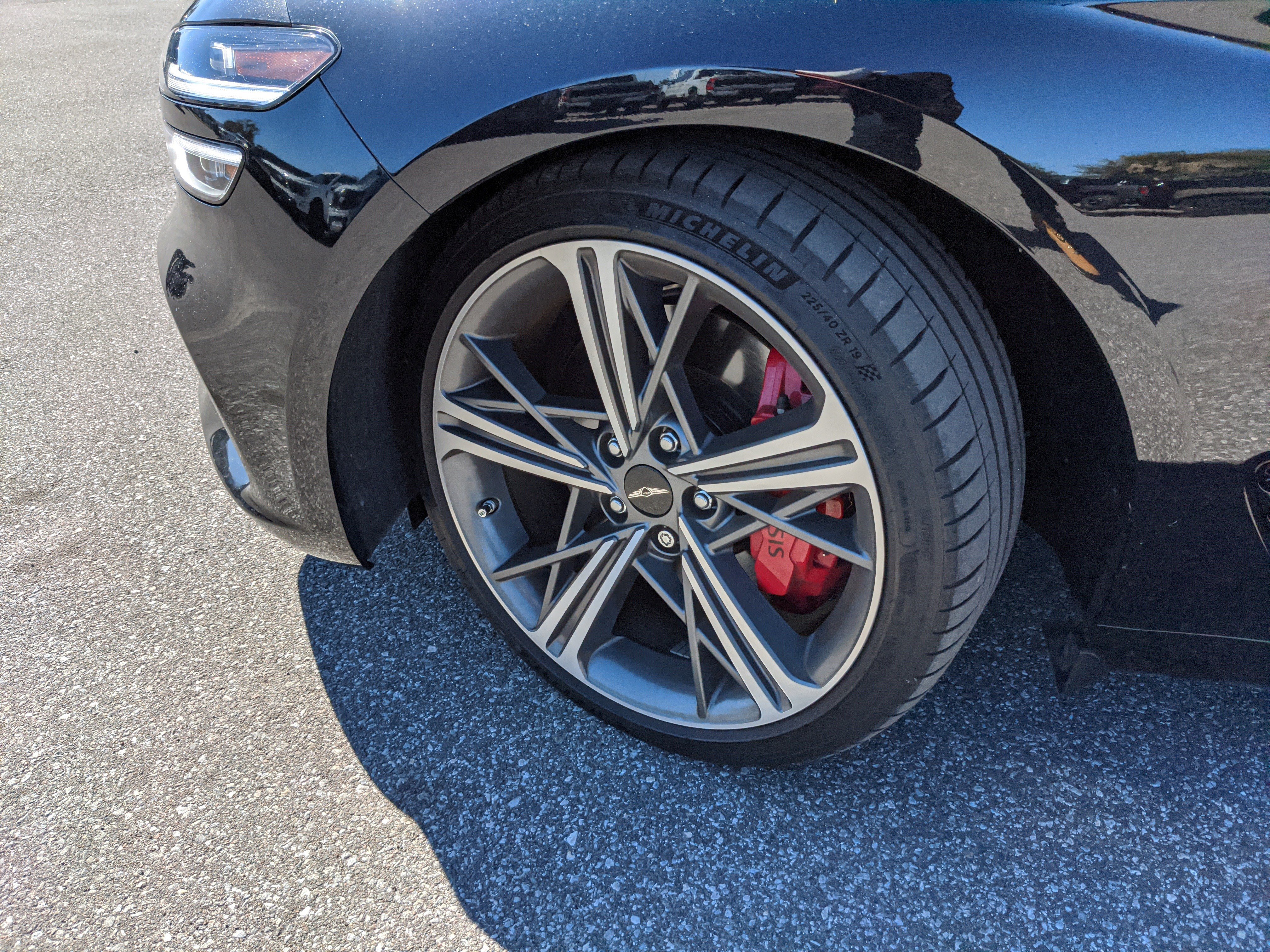 Used 2024 Genesis G70 3.3T Advanced w/ Sport Prestige Package image 32