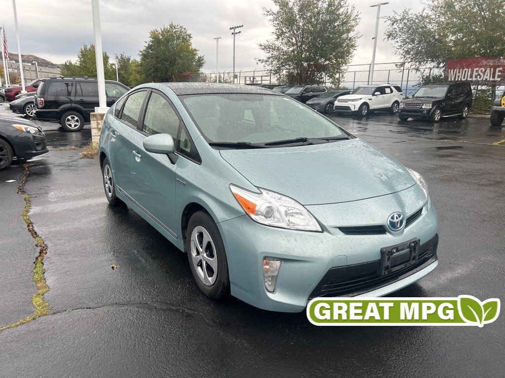 Used 2015 Toyota Prius Five
