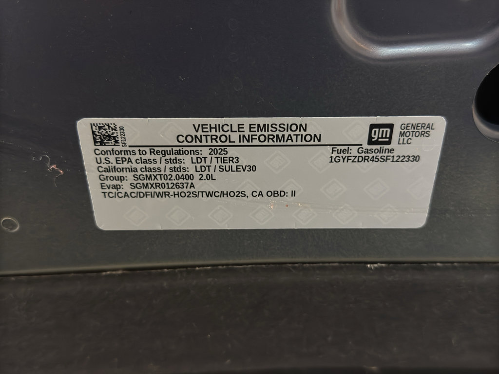 Used 2025 Cadillac XT4 Premium Luxury image 37