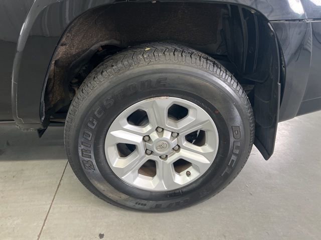 Used 2018 Toyota 4Runner SR5 image 27