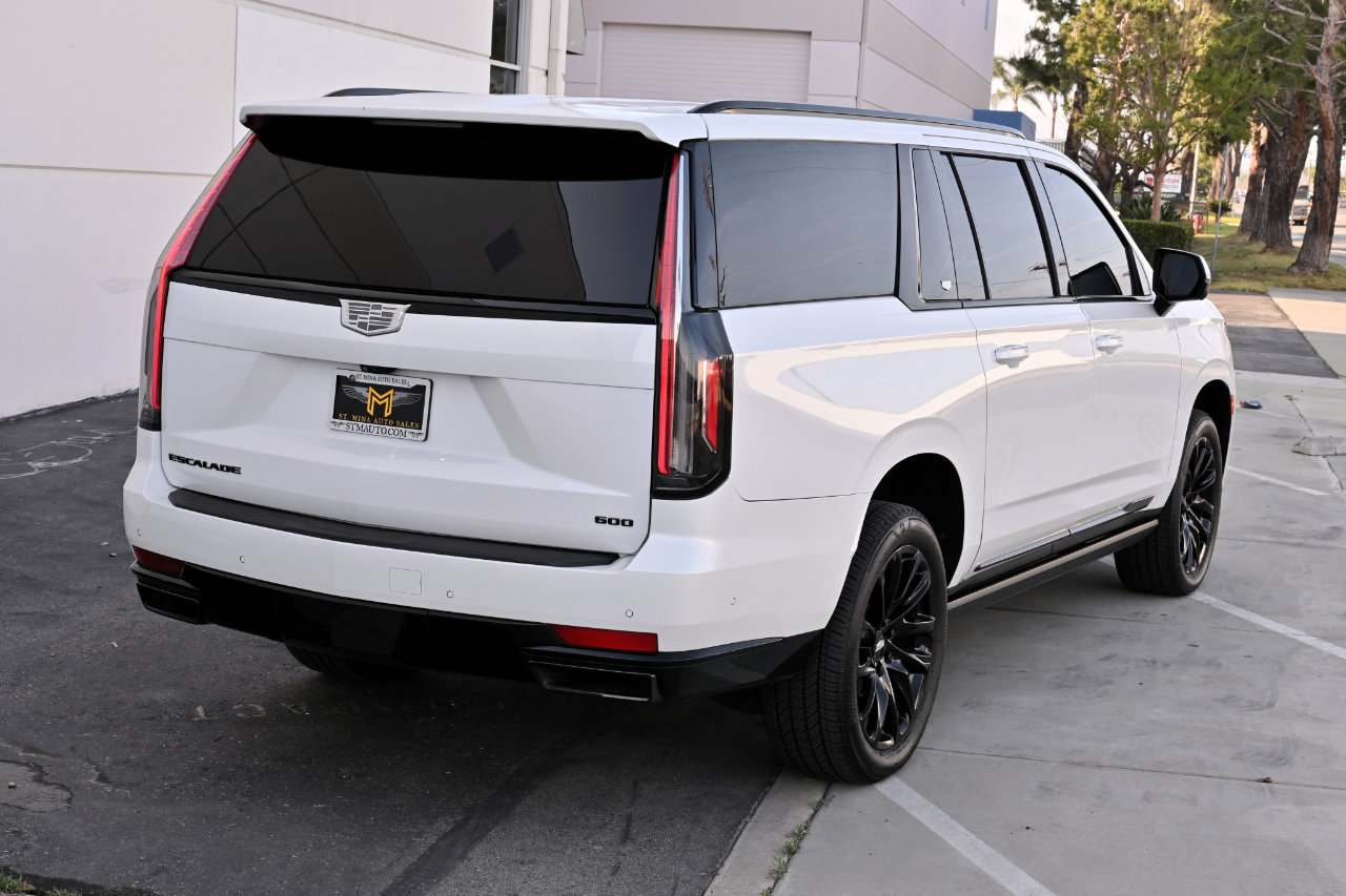 Used 2021 Cadillac Escalade ESV Sport w/ Driver Assist Tech Package RWD image 7