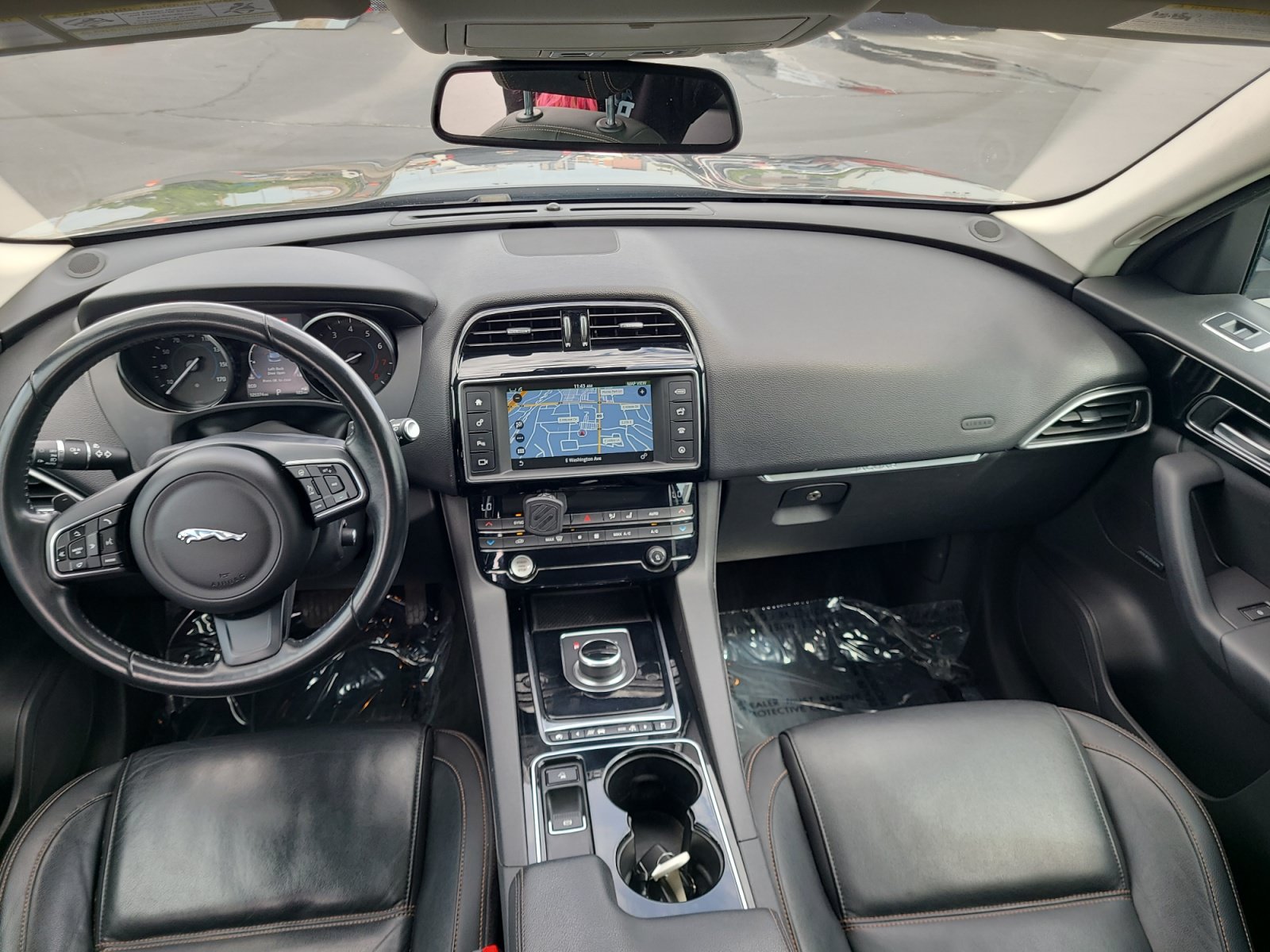 Used 2017 Jaguar F-PACE Prestige AWD/4WD image 25