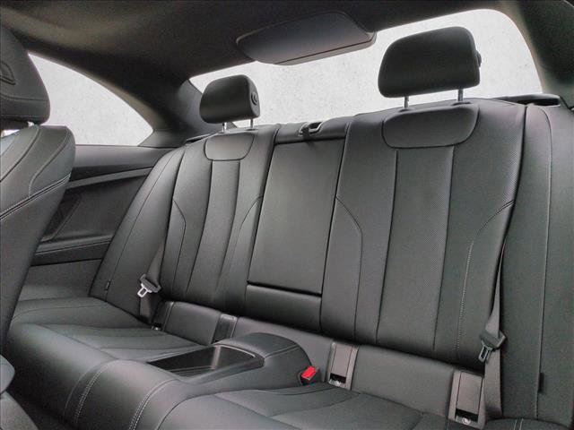 Used 2025 BMW 230i Coupe w/ Premium Package image 19