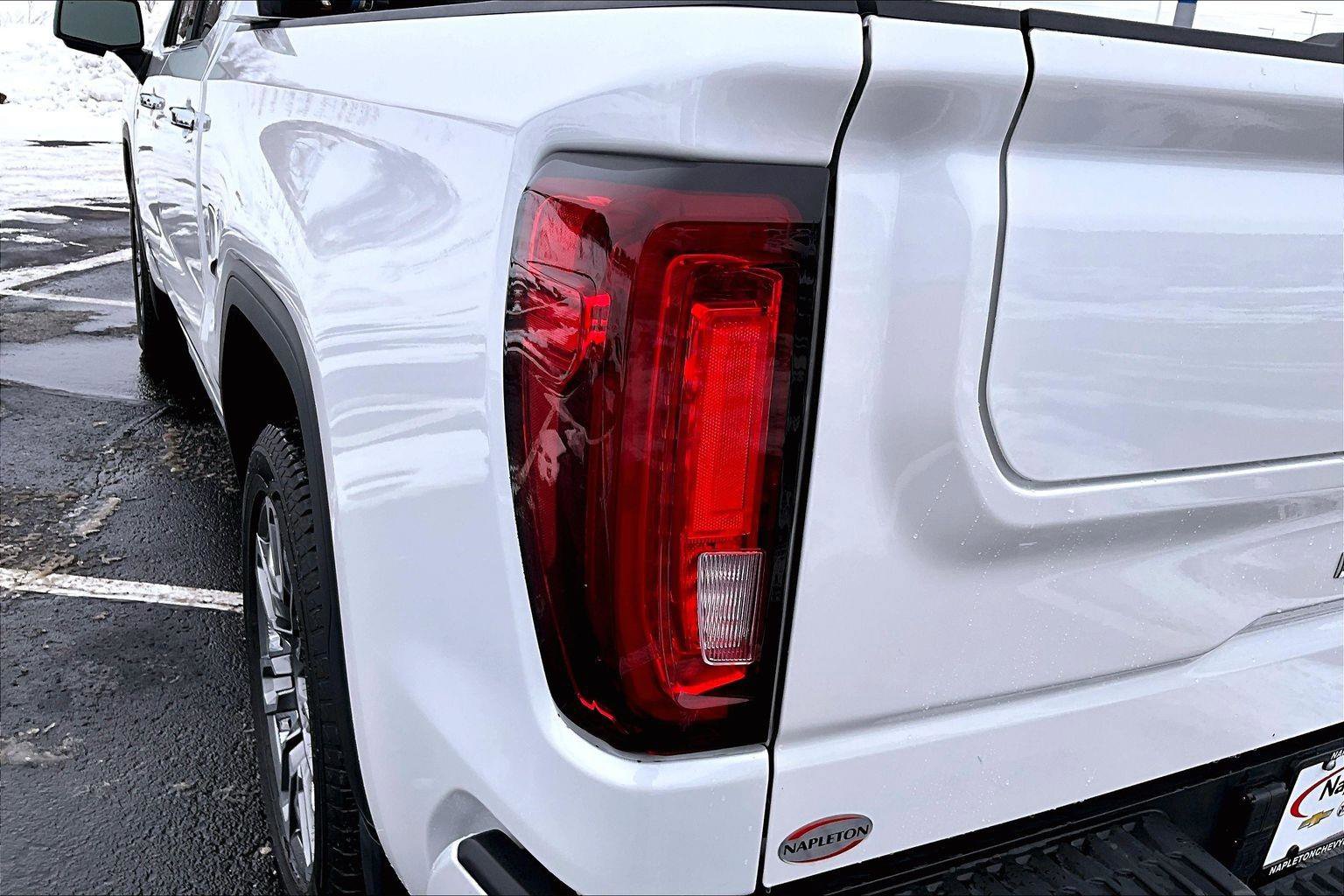 Used 2024 GMC Sierra 1500 Denali Ultimate image 31