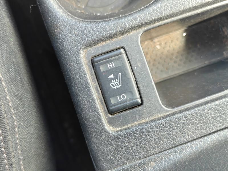 Used 2017 Nissan Rogue SV image 20