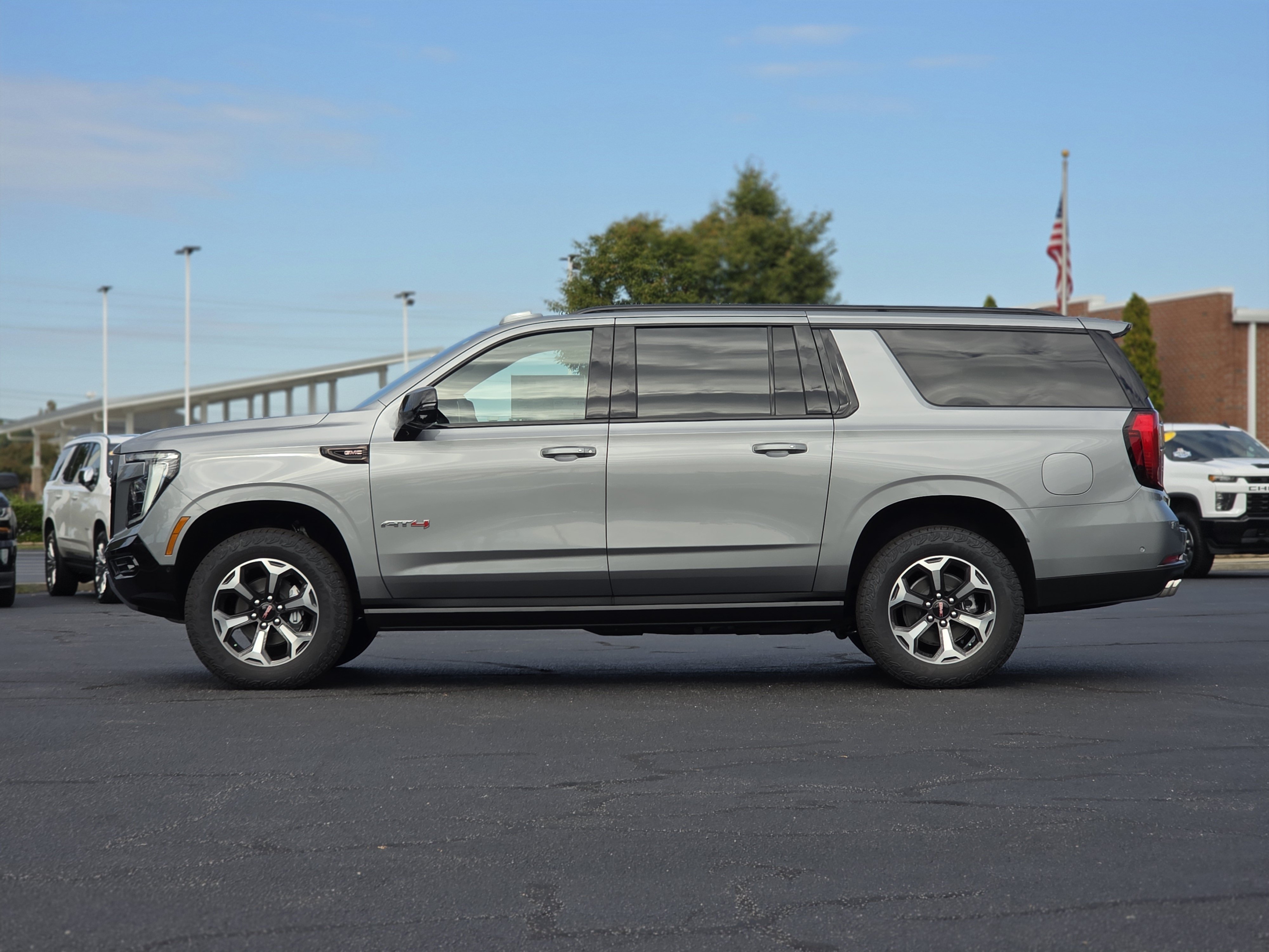 New 2026 GMC Yukon XL AT4 Ultimate w/ LPO, Floor Liner Package AWD/4WD image 3