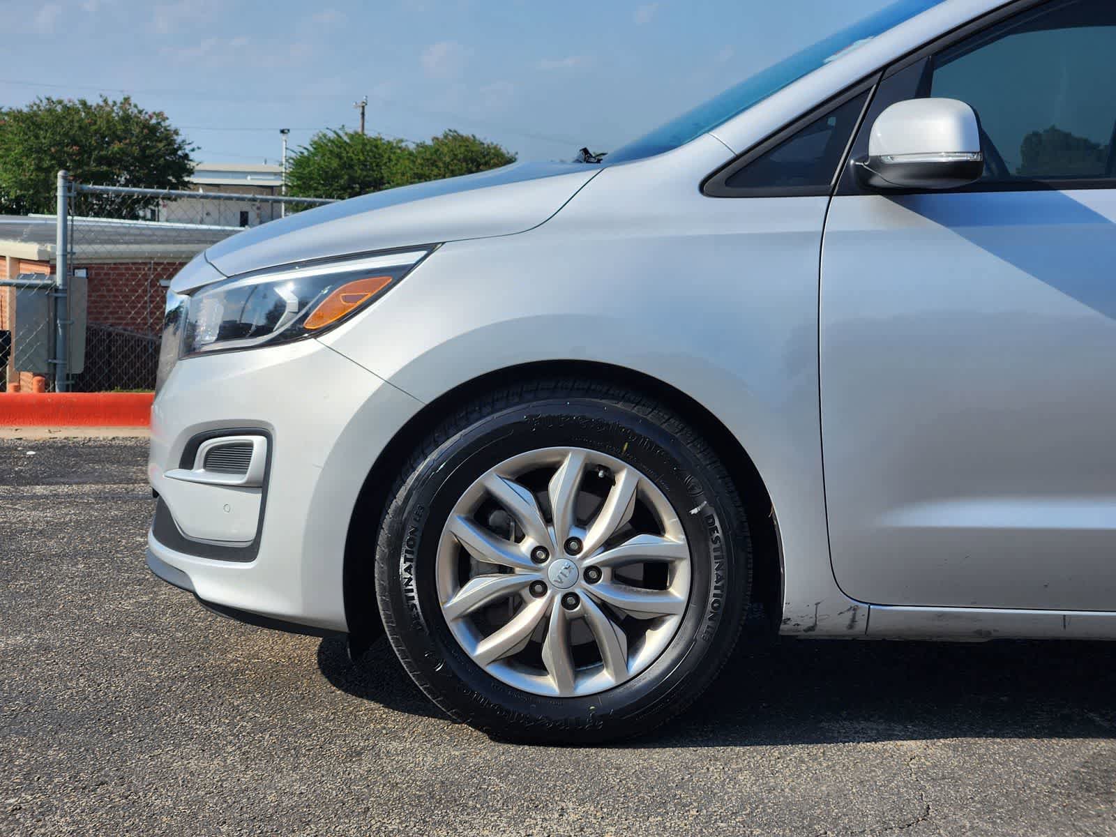 Used 2019 Kia Sedona EX FWD image 8