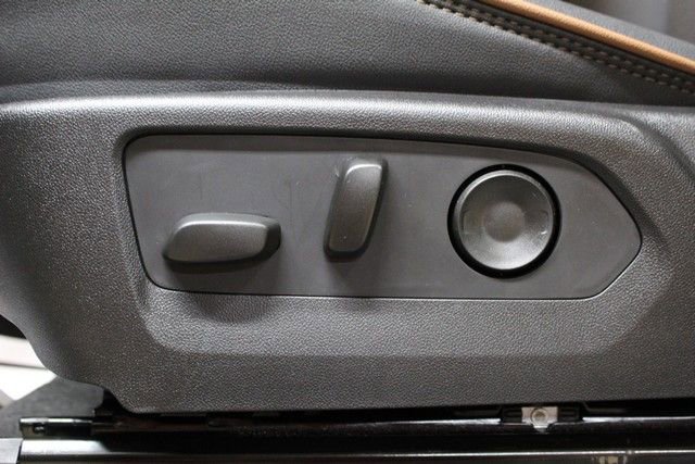 New 2026 GMC Canyon AT4 image 17