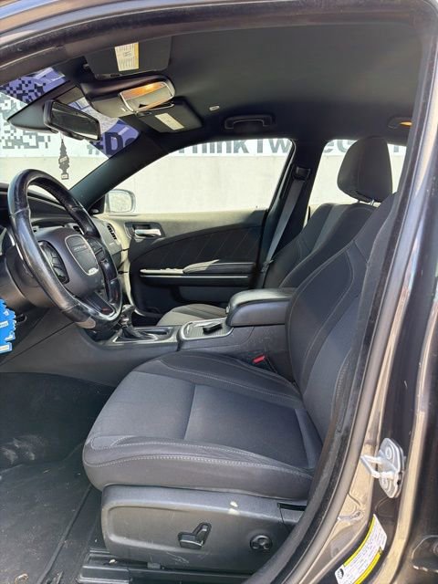 Used 2019 Dodge Charger SXT image 18