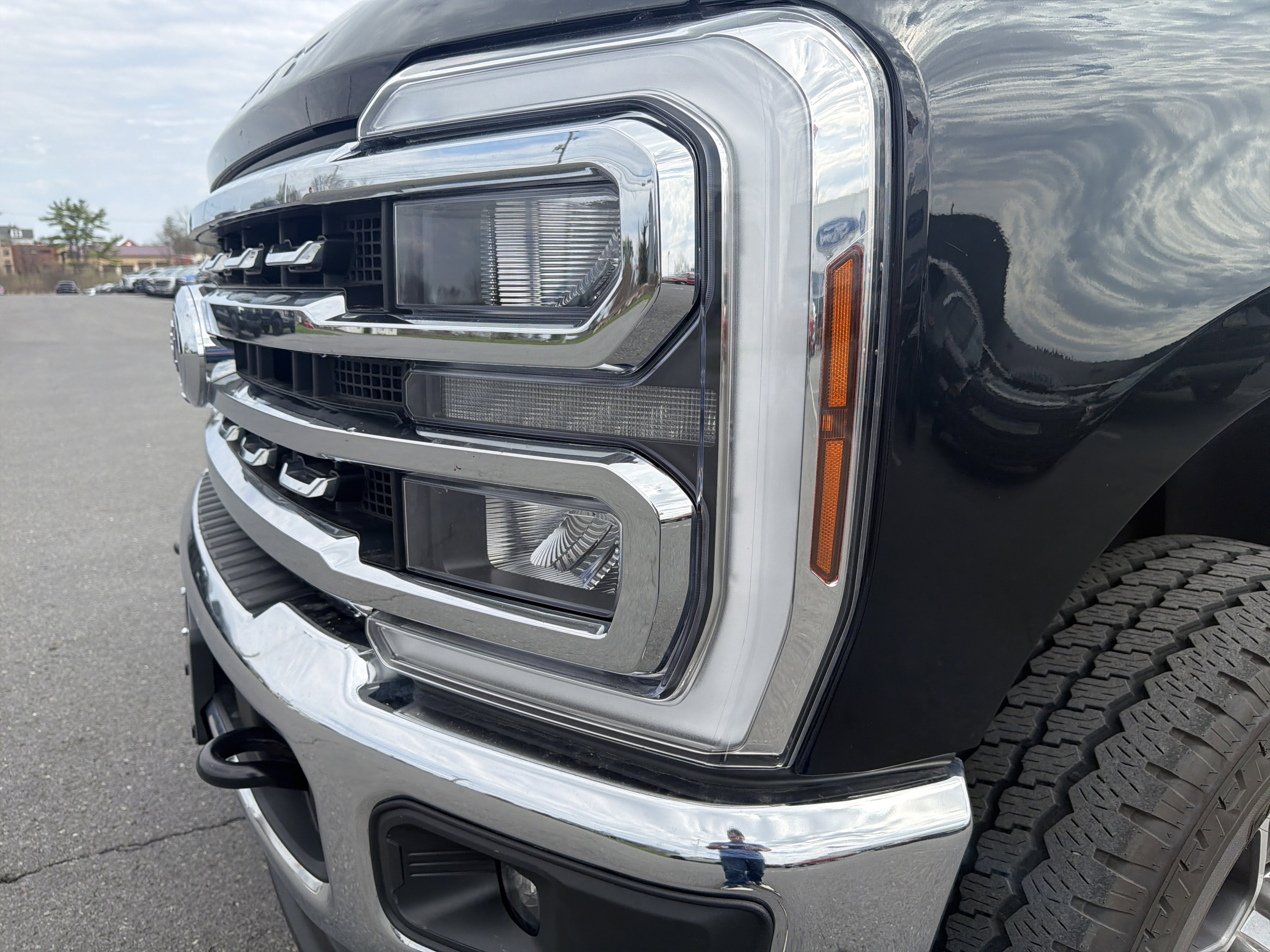 Used 2024 Ford F350 Lariat w/ Camper Package image 10