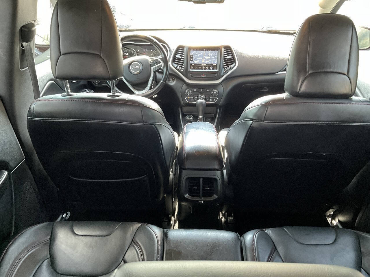 Used 2014 Jeep Cherokee Trailhawk w/ Comfort/Convenience Group AWD/4WD image 22
