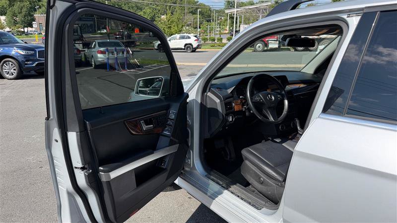 Used 2012 Mercedes-Benz GLK 350 4MATIC image 20