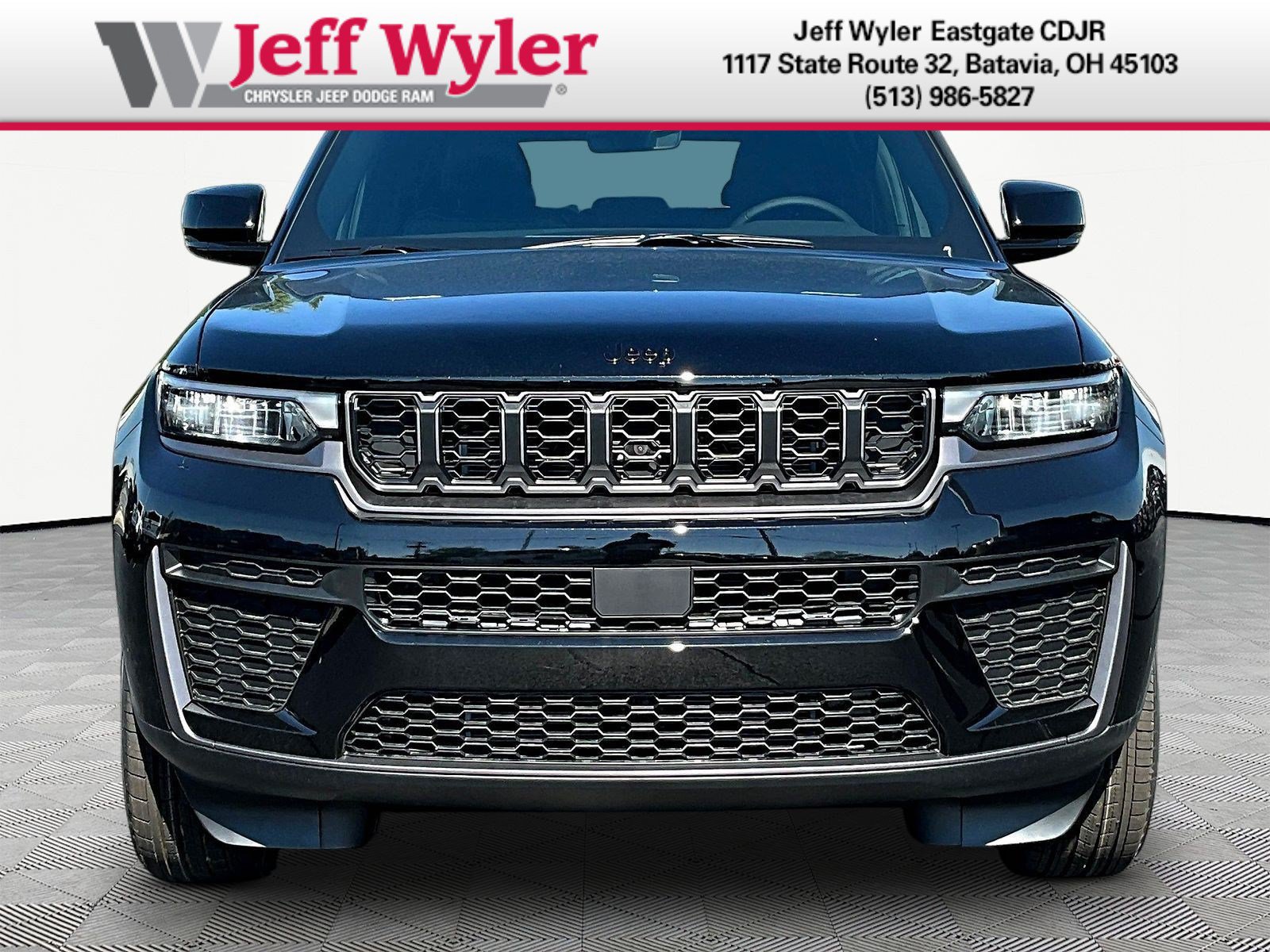 New 2026 Jeep Grand Cherokee Altitude AWD/4WD image 2