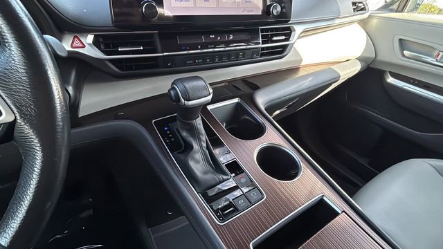 Used 2023 Toyota Sienna XLE w/ XLE Plus Package image 14