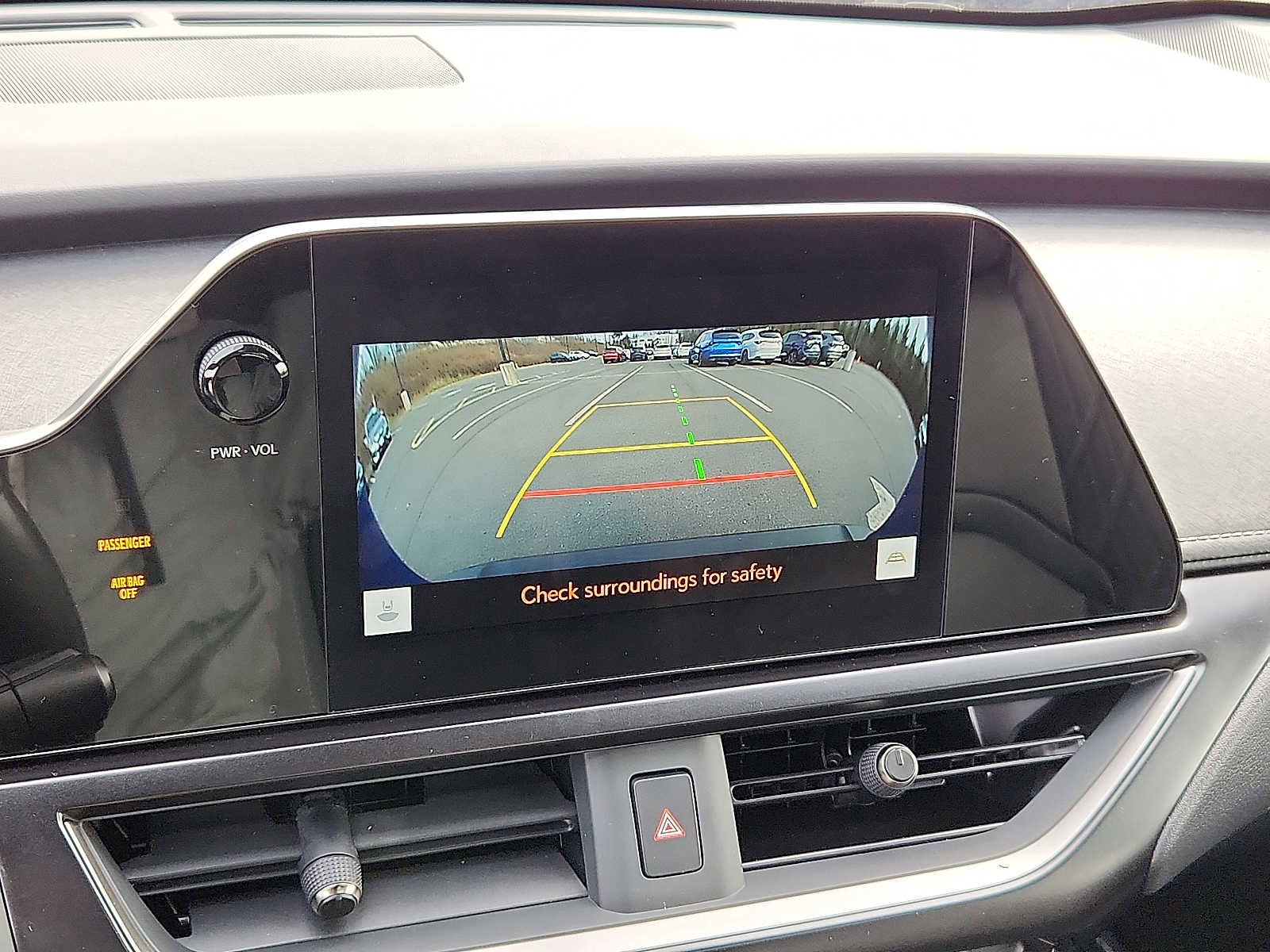 Used 2024 Lexus UX 250h AWD w/ Premium Package image 17