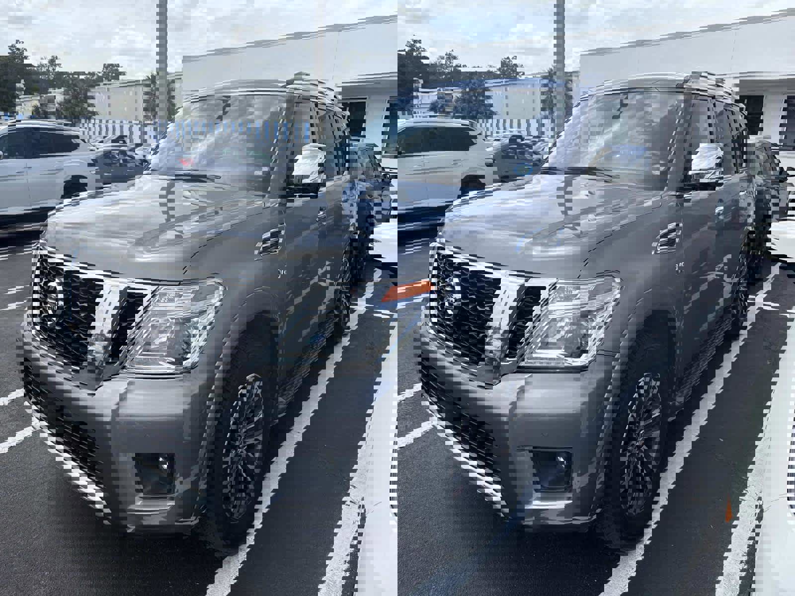 Used 2018 Nissan Armada SL w/ Moonroof Package image 2