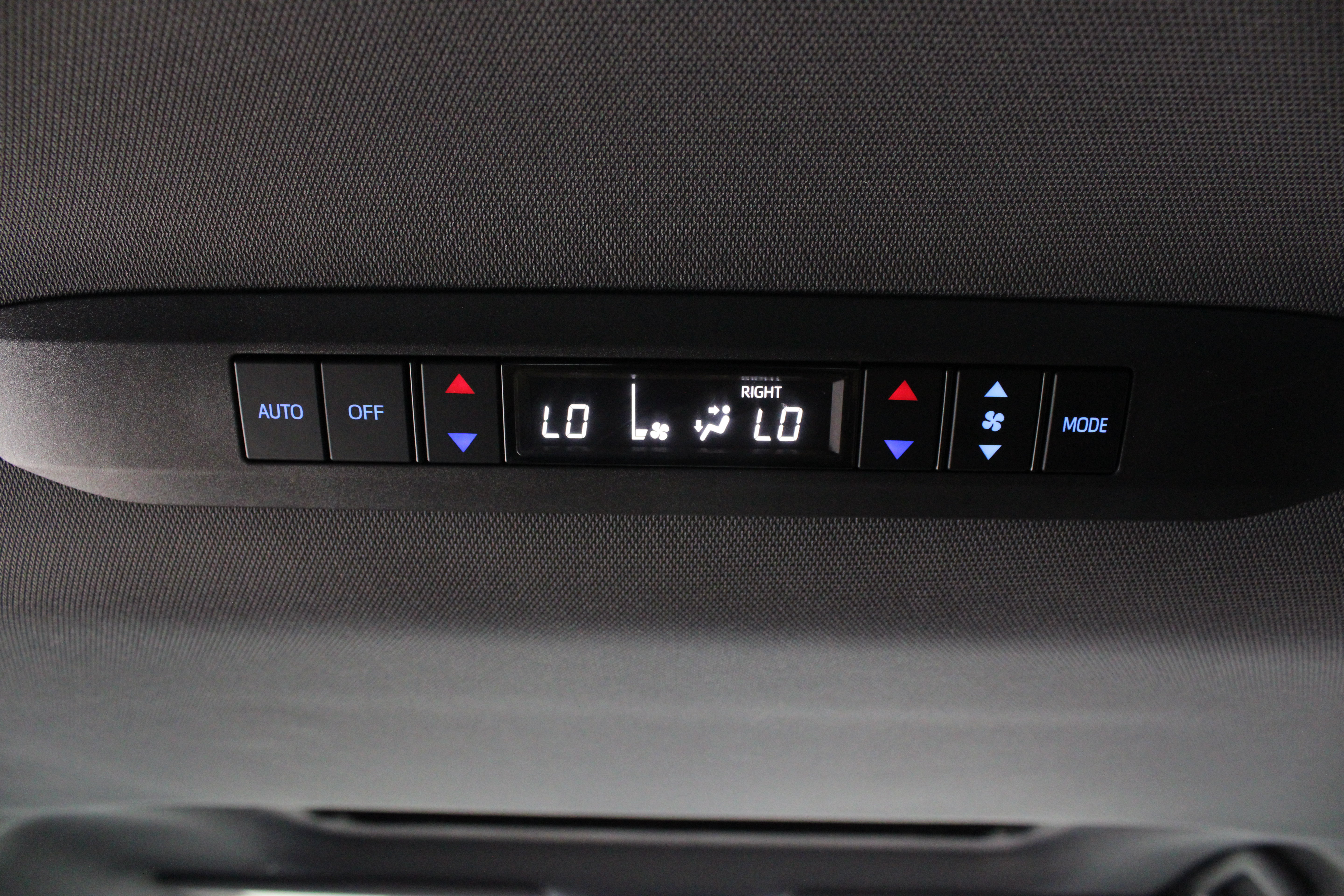 Certified 2024 Toyota Sienna XLE Woodland Edition AWD/4WD image 31