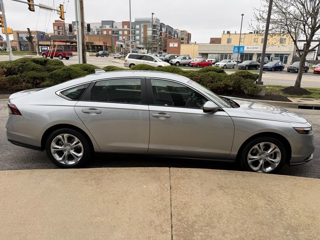 Used 2023 Honda Accord LX image 4