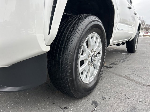 Used 2024 Toyota Tacoma SR5 image 11
