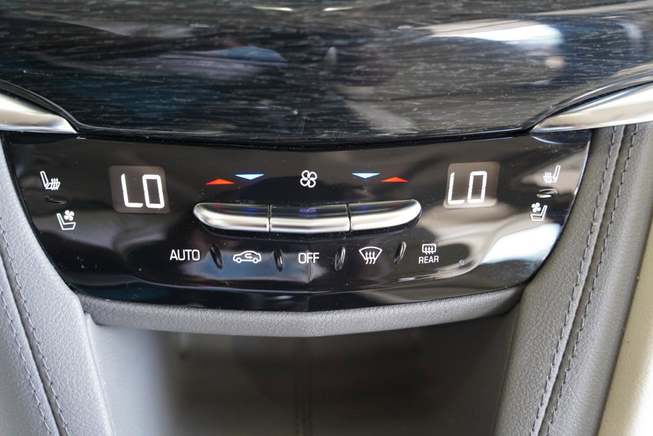 Used 2022 Cadillac XT6 Premium Luxury w/ Technology Package image 19