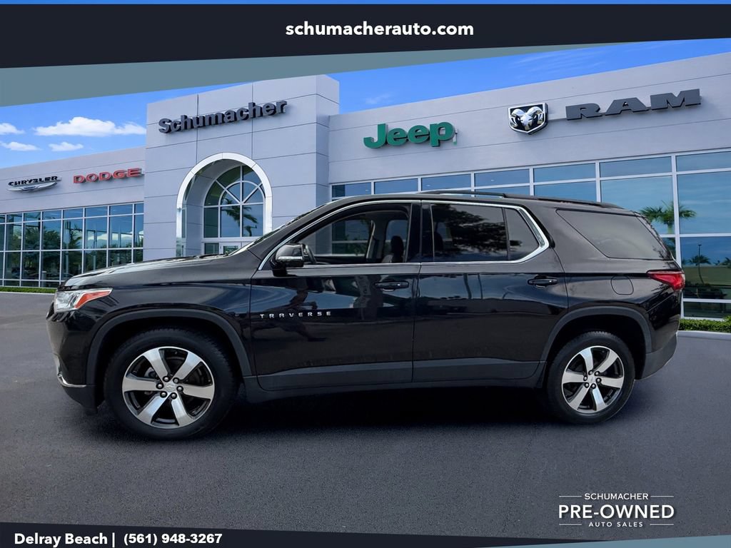 Used 2019 Chevrolet Traverse LT w/ LT Premium Package AWD/4WD image 4